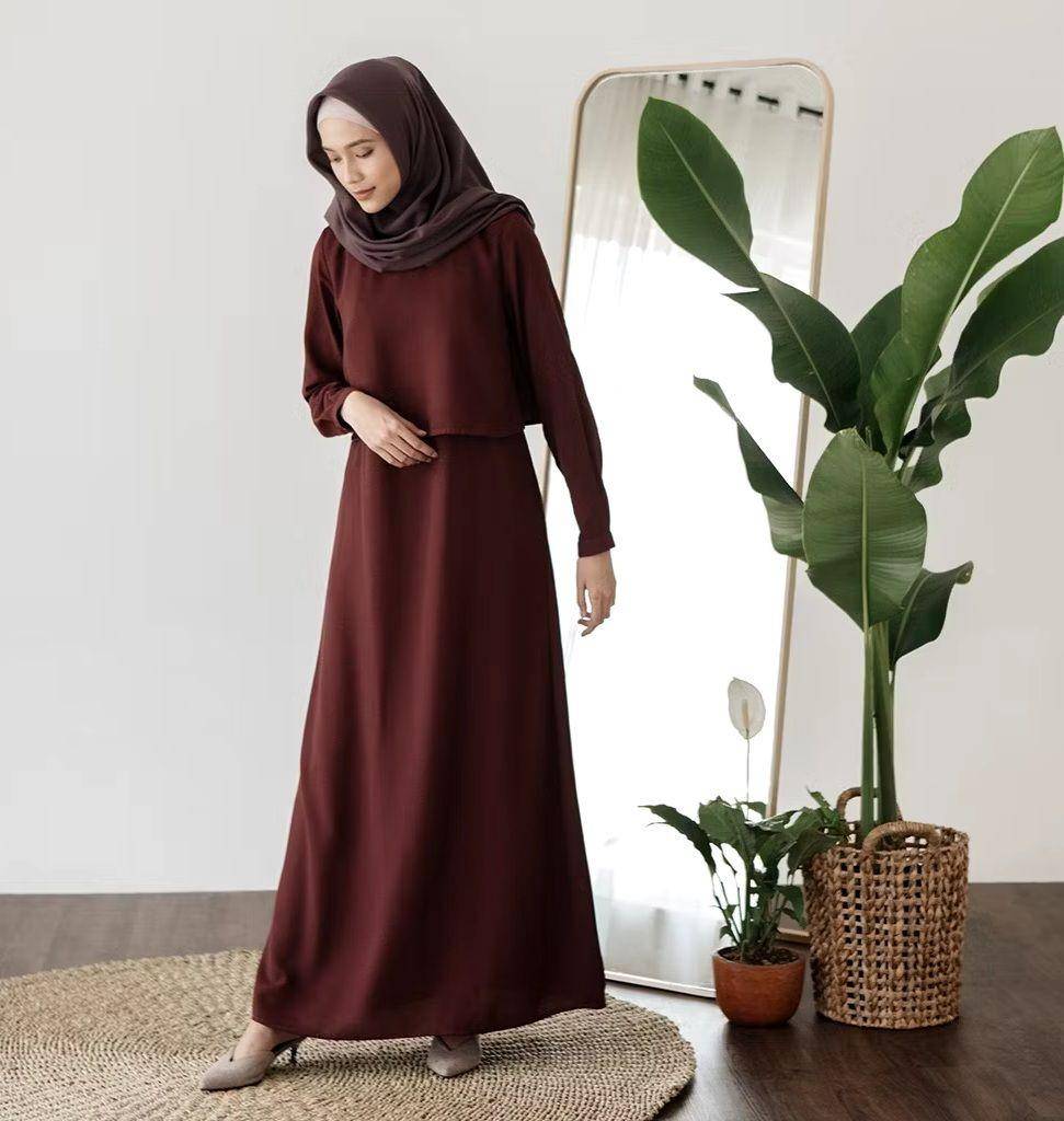 Gamis cokelat mahogany (shopee.id/Aska Label Official Shop)