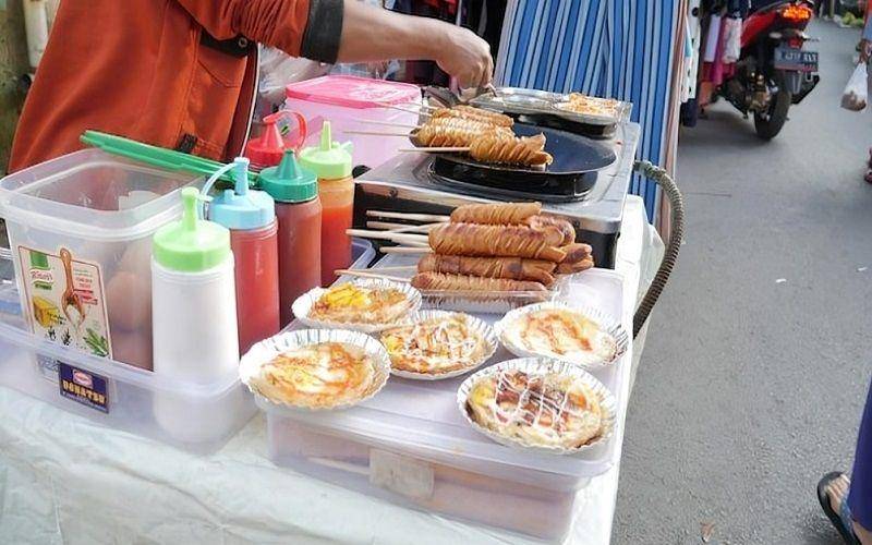 ilustrasi membuat konten street food (freepik.com/EyeEm)