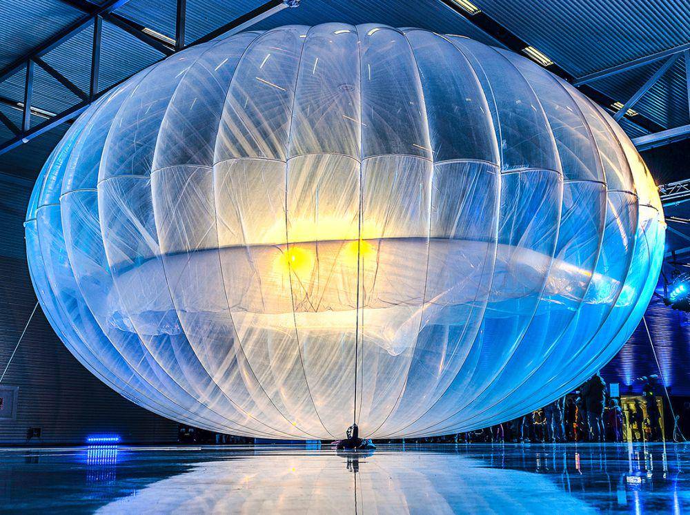 foto balon Google (commons.m.wikimedia.org/iLighter)