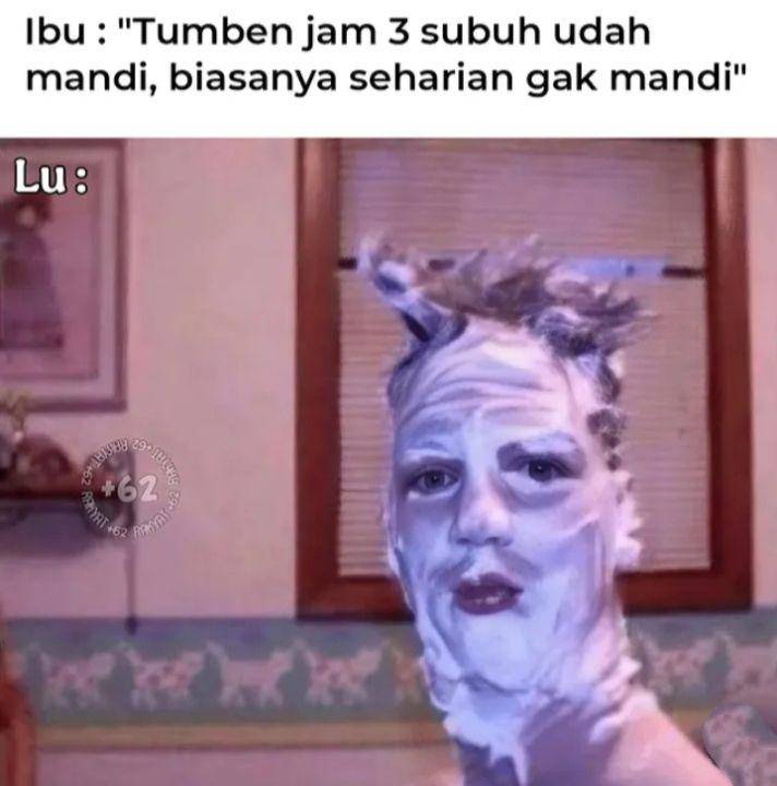 momen mandi wajib (instagram.com/rakyat_plus_62)