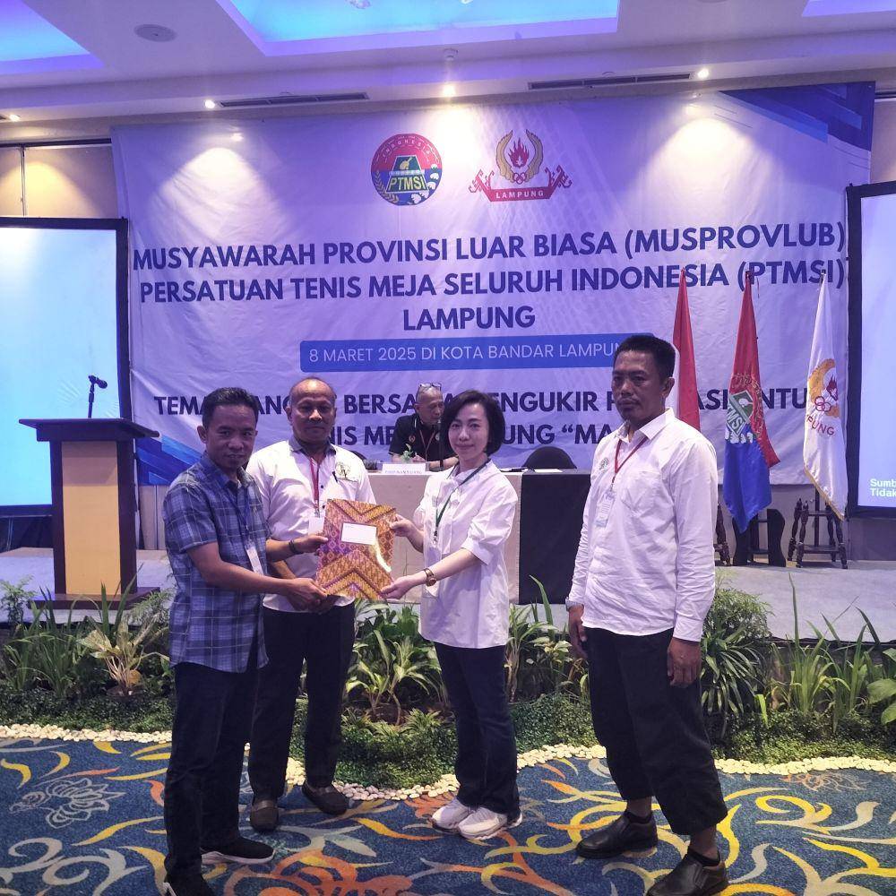 Juwita Hasan saat menerima mandat jadi ketua PTMSI Lampung.(IDN Times/istimewa)