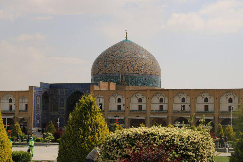ilustrasi Isfahan (unsplash.com/ Soroush Taheri)