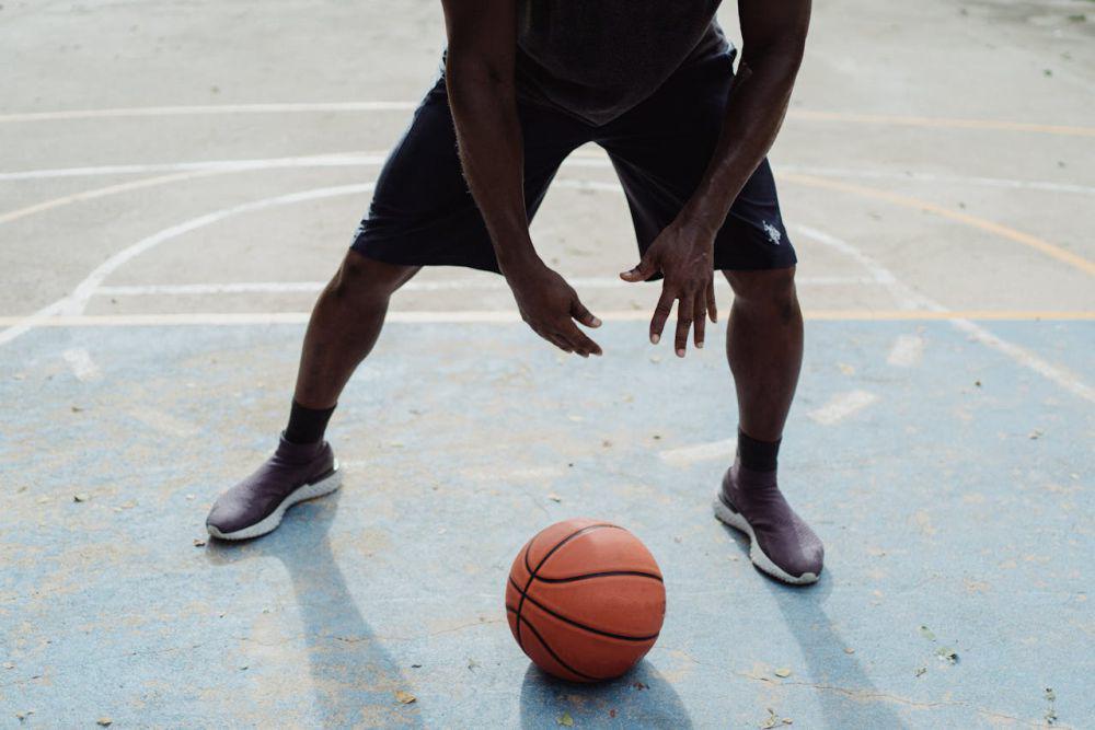 ilustrasi basket (pexels.com/Ketut Subiyanto)