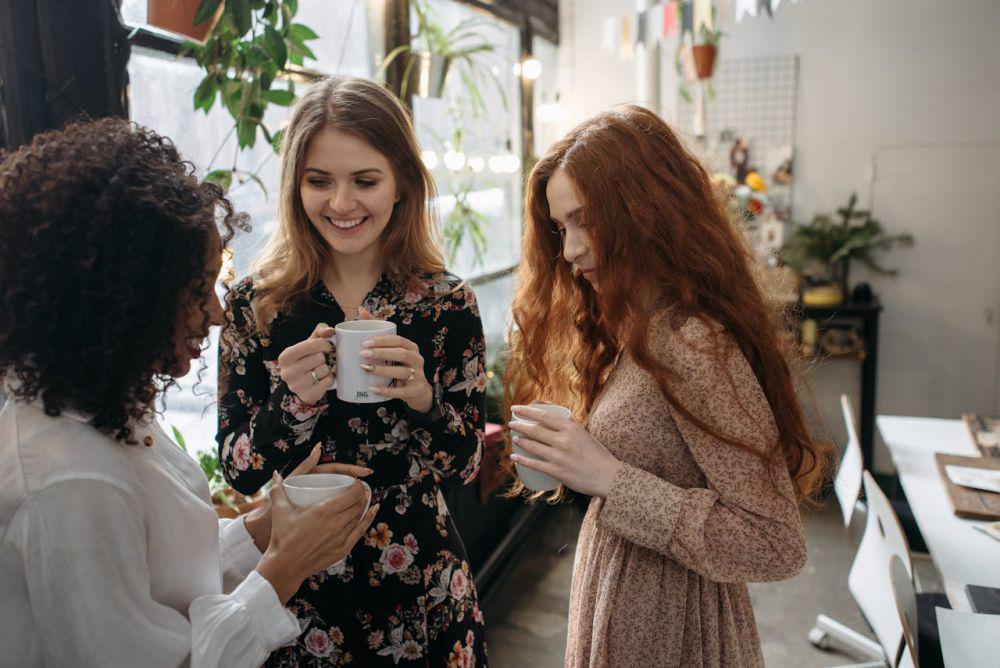 6 Tips agar Kamu Tak Menjadi Sumber Kesedihan Orang Lain, Jaga Sikap!
