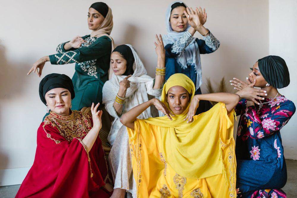 ilustrasi perempuan berhijab (pexels.com/RDNE Stock project)