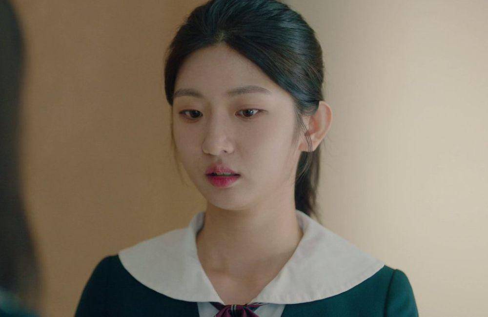 Lee Ye Na (Kim Min Ju ) dan Ahn Yu Jeong (Park Se Hyun) di drama Undercover High School (dok. MBC/Undercover High School)