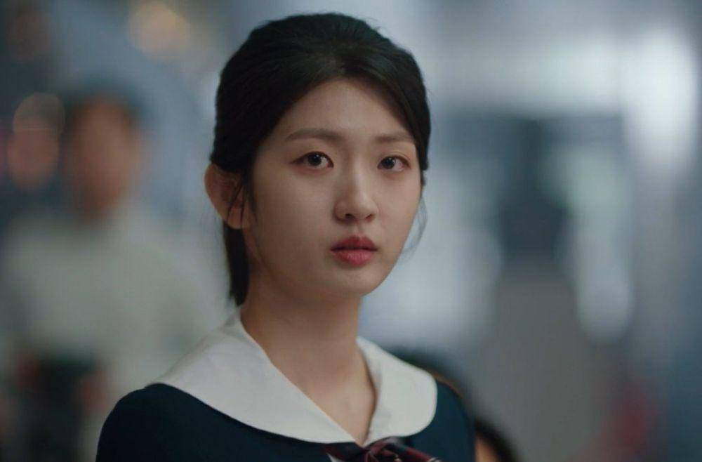 Lee Ye Na (Kim Min Ju ) dan Ahn Yu Jeong (Park Se Hyun) di drama Undercover High School (dok. MBC/Undercover High School)