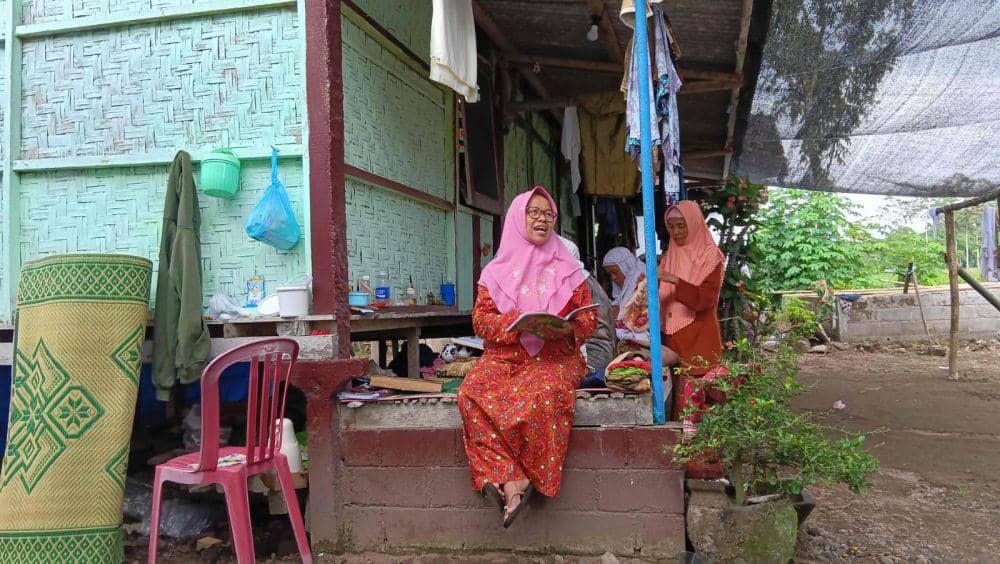 Aktivitas pondok ramadan lansia di Blitar. IDN Times/ istimewa