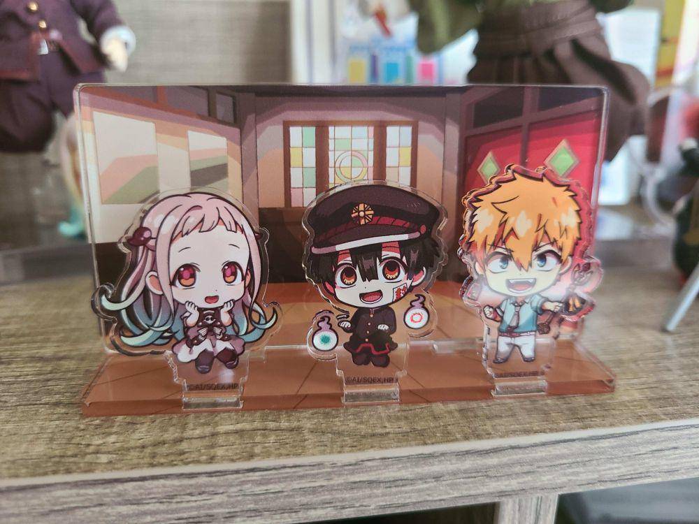 potret koleksi Toilet-bound Hanako-kun (reddit.com/user/Disastrous-Chart2292)