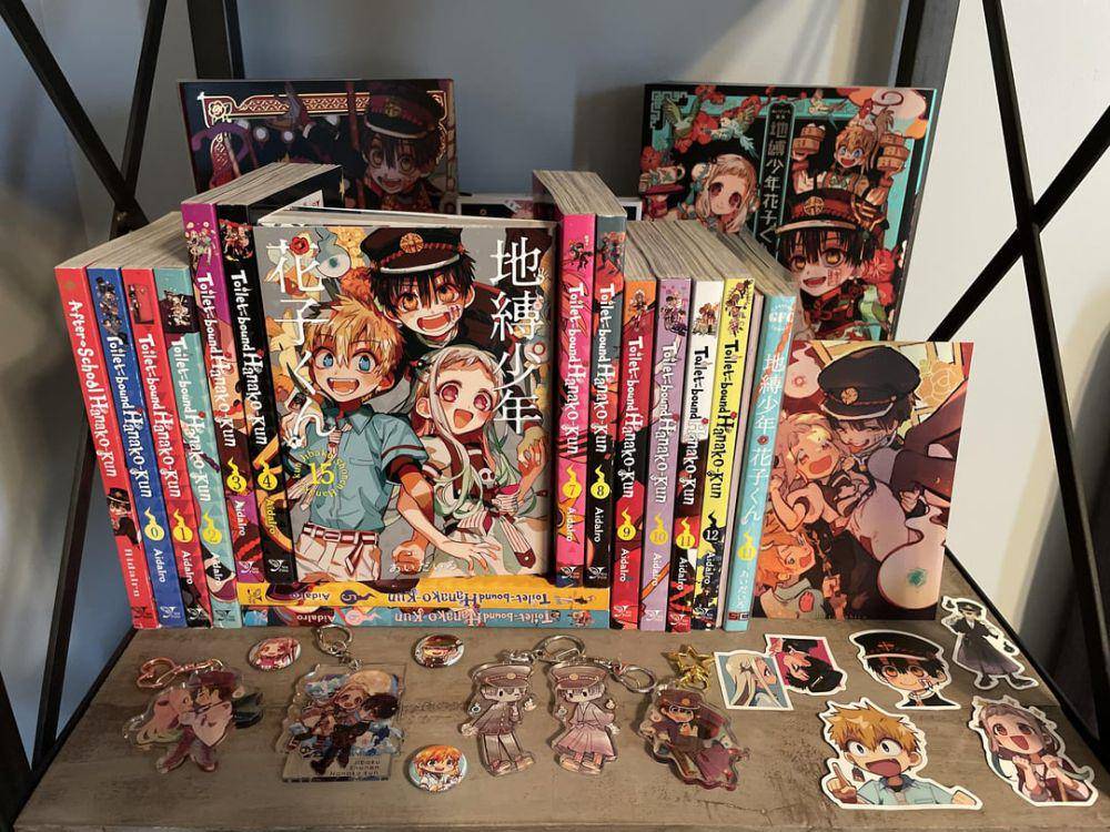 potret koleksi Toilet-bound Hanako-kun (reddit.com/user/mesonie23)