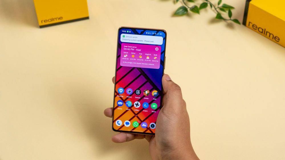 ilustrasi HP android (unsplash.com/@amanz)