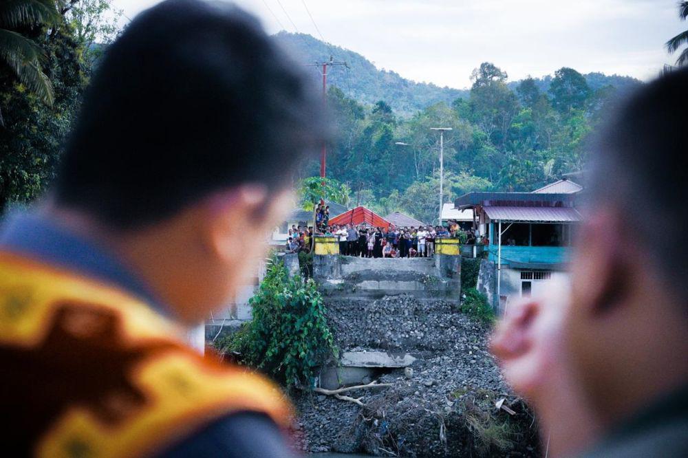 Pemprov Sumut Janji Bangun Kembali Jembatan Ambruk di Nias Barat