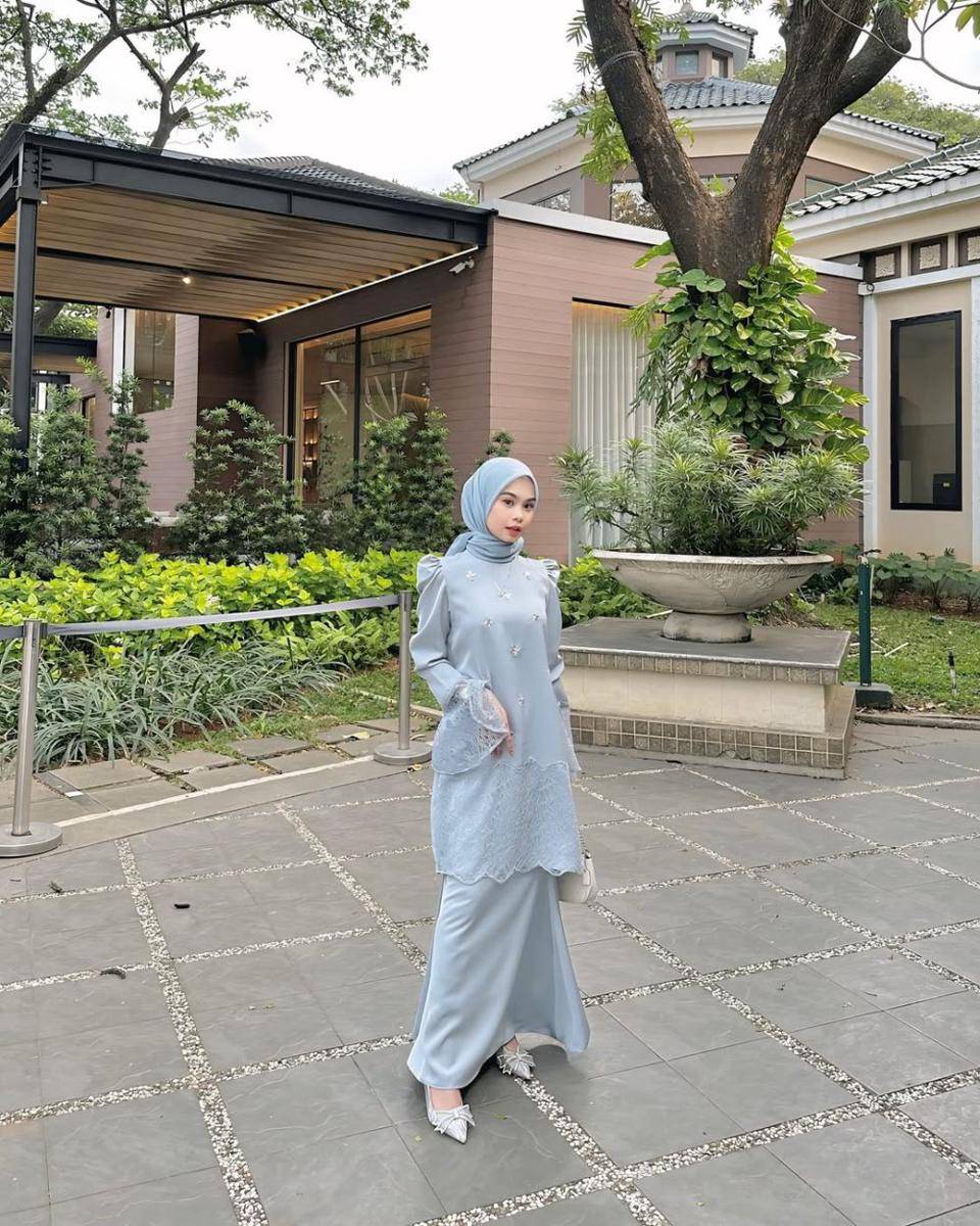 Inspirasi OOTD ala Nola Clara (instagram.com/nolaclr.a)