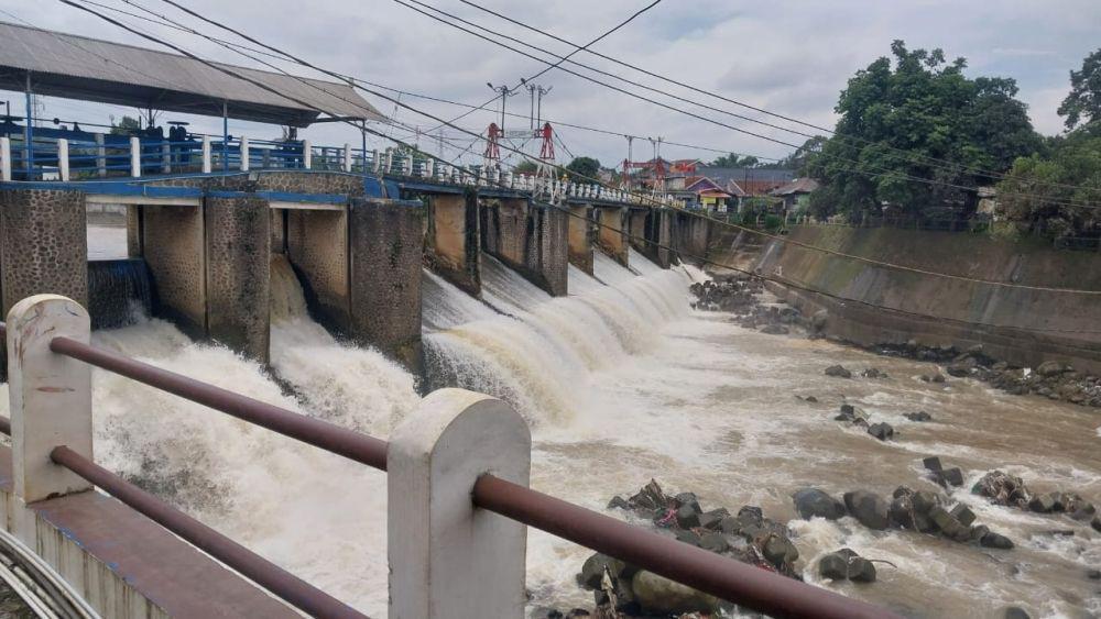 Hujan Deras di Puncak, Bendung Katulampa Masih Siaga 4 Banjir Jakarta