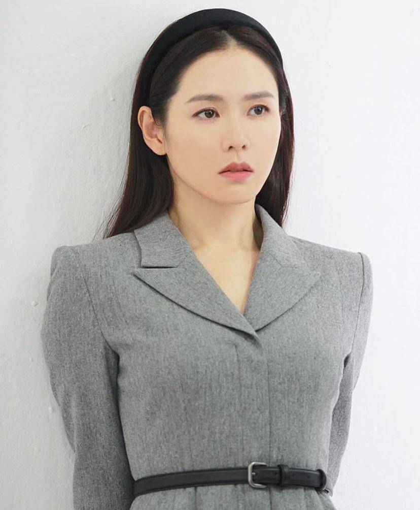 potret Son Ye Jin (Instagram.com/msteamenter)