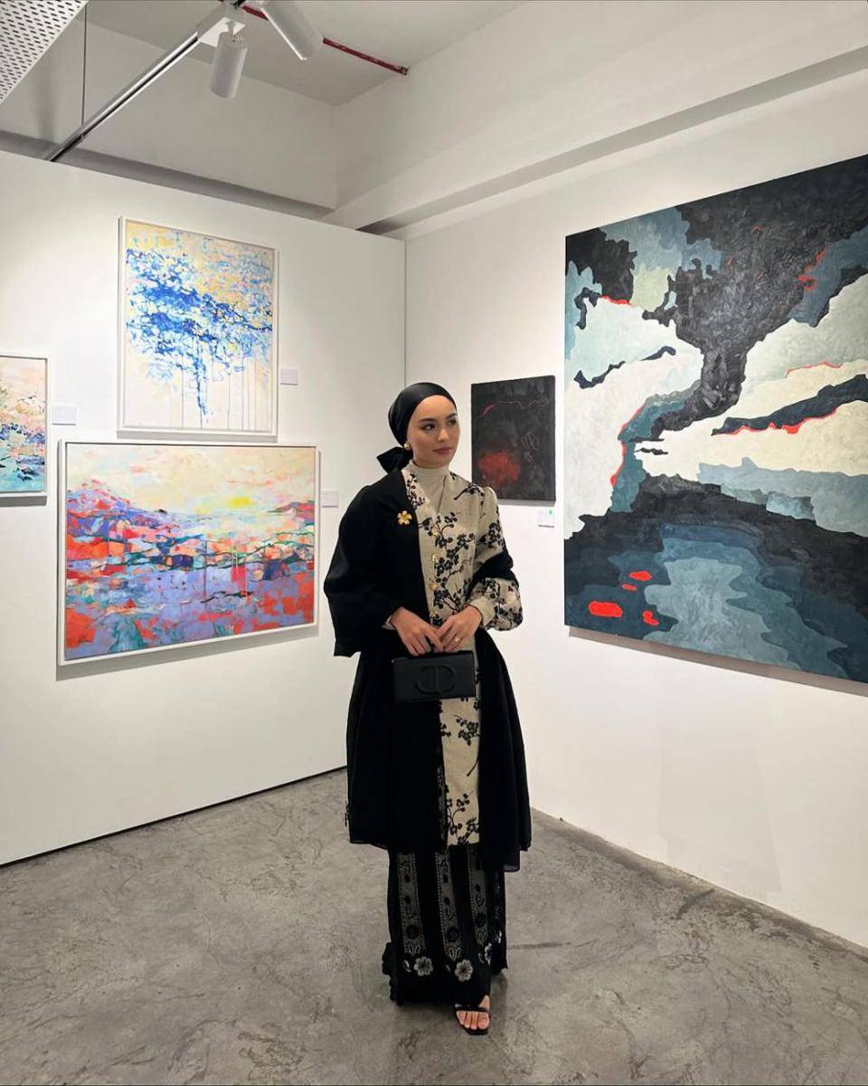 potret inspirasi baju kurung klasik hingga modern buat Lebaran ala Sharifah Rose (instagram.com/sharifahrose_)