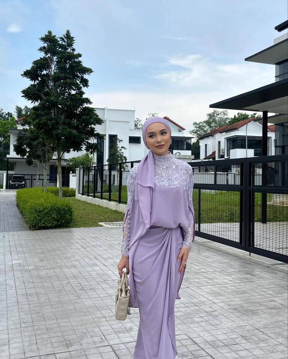 potret ide dress hijab buat bukber ala Sharifah Rose (instagram.com/sharifahrose_)