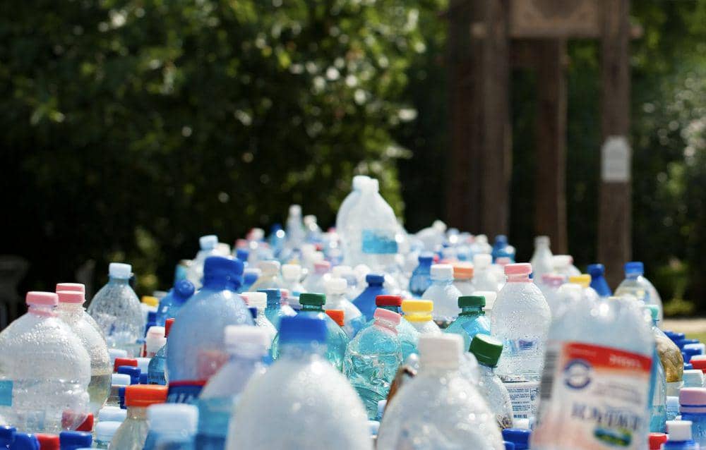 Fakta Sejarah Plastik, Penemuan Besar Penuh Polemik