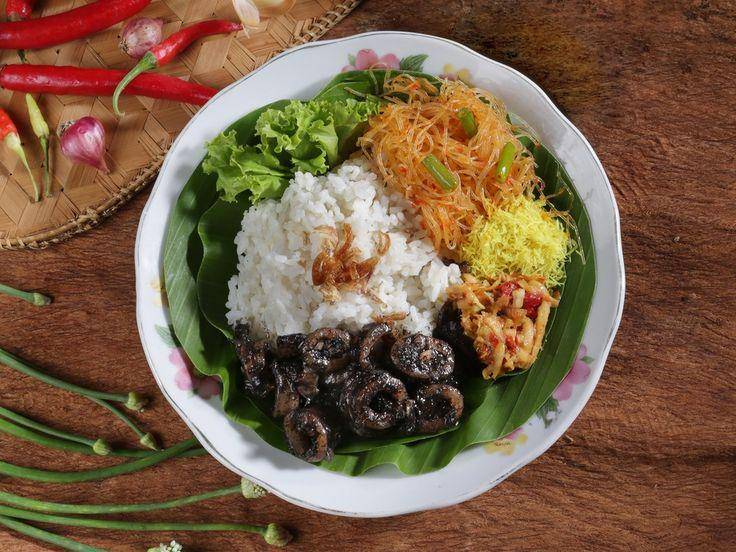 Ilustrasi nasi cumi. (id.pinterest.com)
