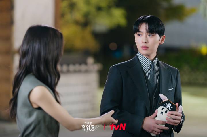 cuplikan drama My Dearest Nemesis (dok. tvN/My Dearest Nemesis)