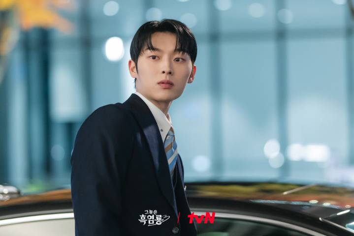 cuplikan drama My Dearest Nemesis (dok. tvN/My Dearest Nemesis)