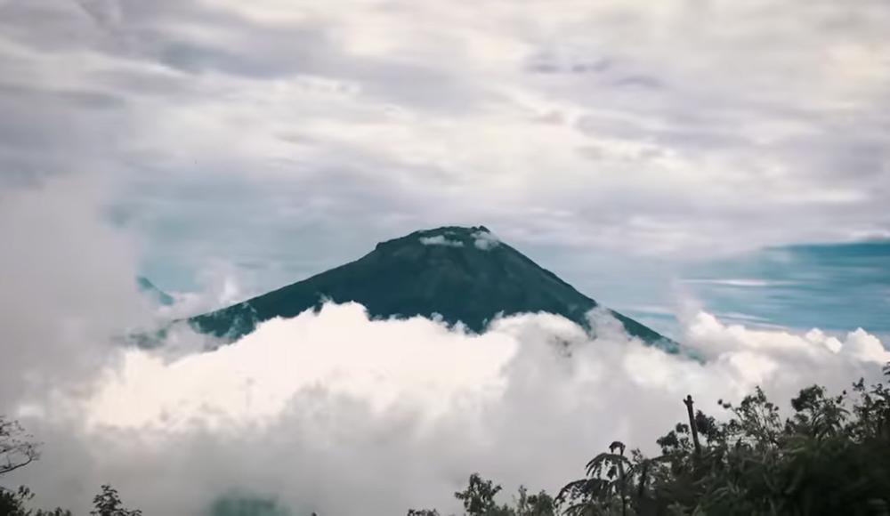 ilustrasi Gunung Kerenceng (YouTube.com/Fiersa Besari)