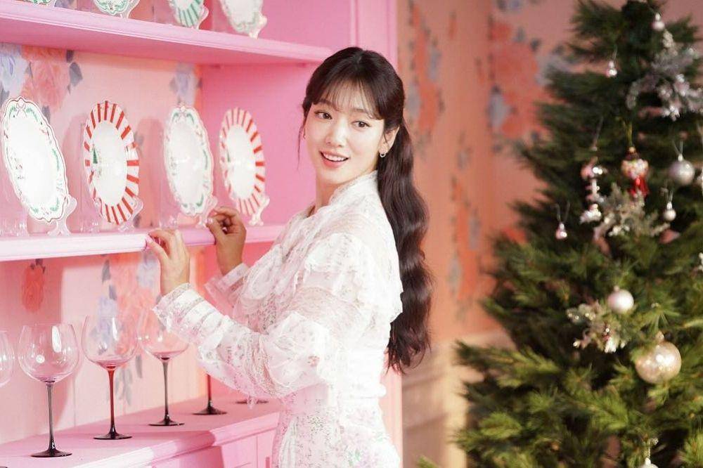 Park Shin Hye (instagram.com/ssinz7)