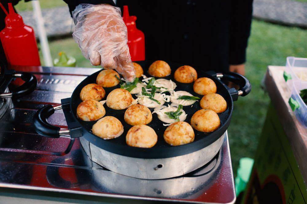 ilustrasi isi takoyaki (vecteezy.com/ royaaxs)