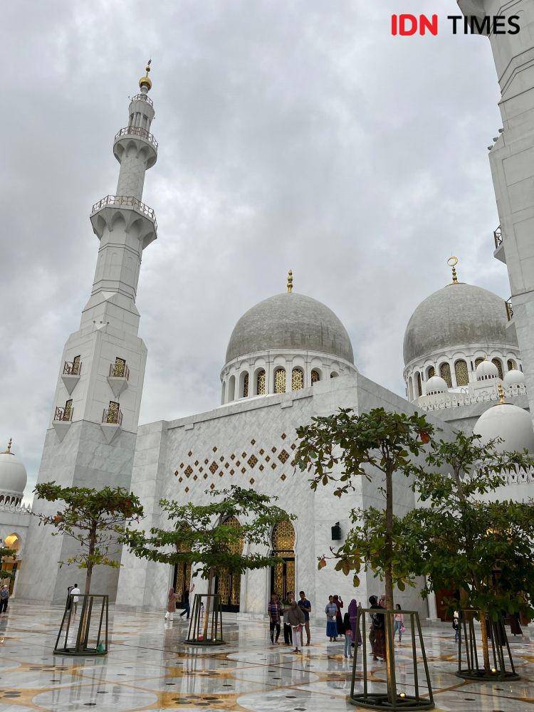 Potret Masjid Raya Sheikh Zayed Solo (IDN Times/Dewi Suci Rahayu)