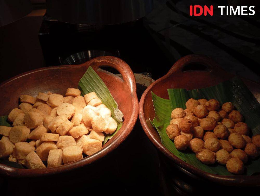 Pempek makanan khas Palembang (IDN Times/Feny Maulia Agustin)