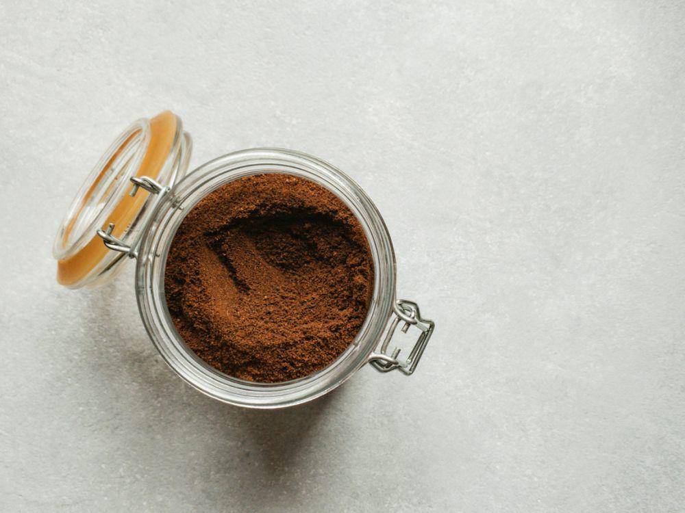 ilustrasi kopi bubuk sebagai bahan utama (unsplash.com/Anastasia Eremina)