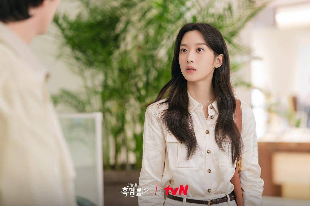 still cut drama Korea My Dearest Nemesis (instagram.com/tvn_drama)