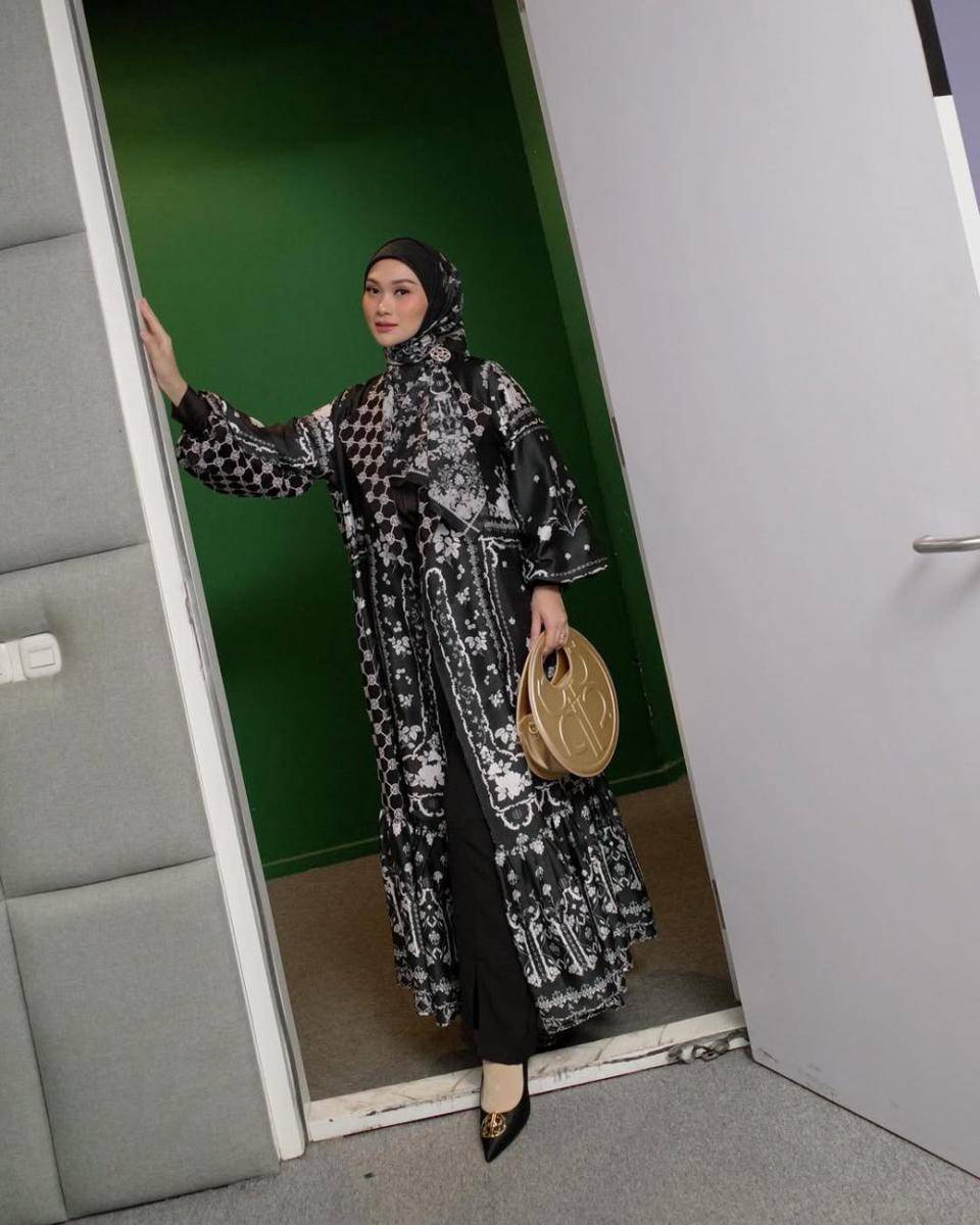 inspirasi outfit Lebaran ala Indah Nada Puspita (instagram.com/indahnadapuspita)