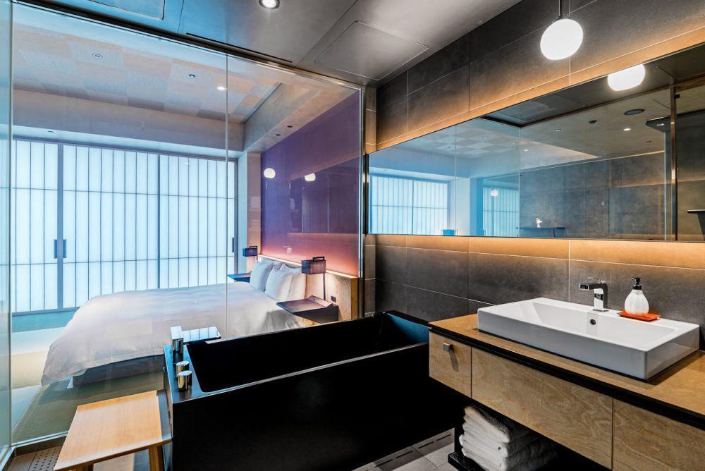 Kenapa Kamar Mandi Hotel di Dekat Pintu Masuk? Ini Alasannya!
