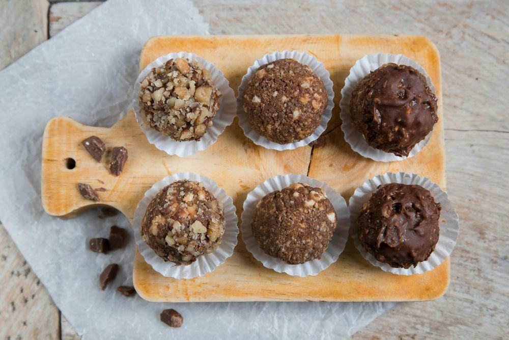 ilustrasi resep ferrero rocher homemade (pexels.com/Karina Ustiuzhanina)