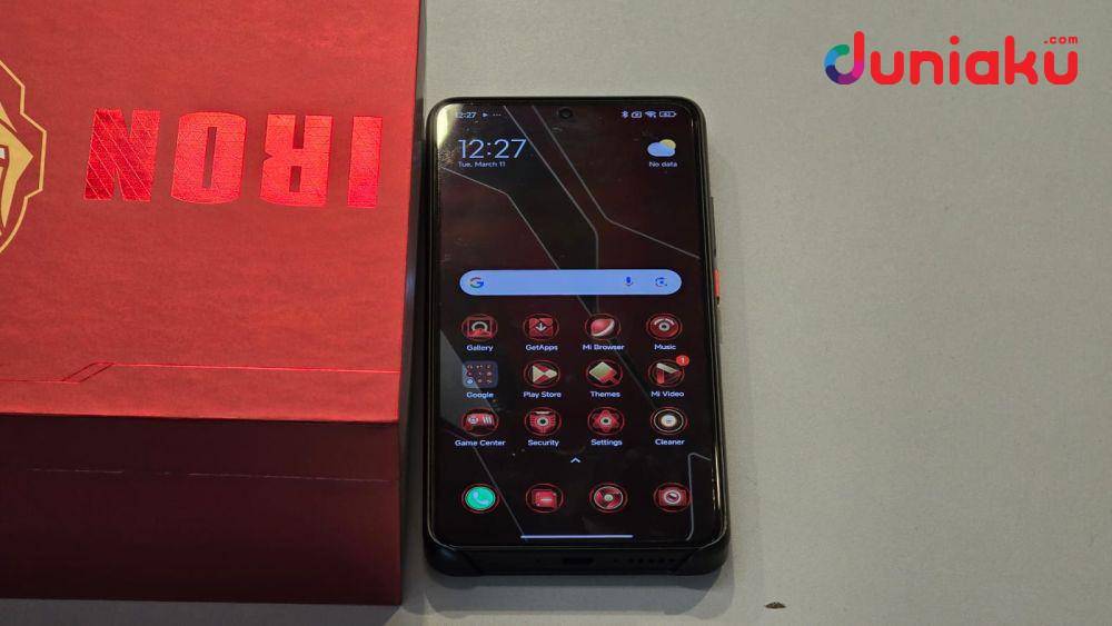 POCO X7 Pro edisi Iron Man, difoto oleh Fahrul Nurullah. (Duniaku.com/Fahrul Nurullah)