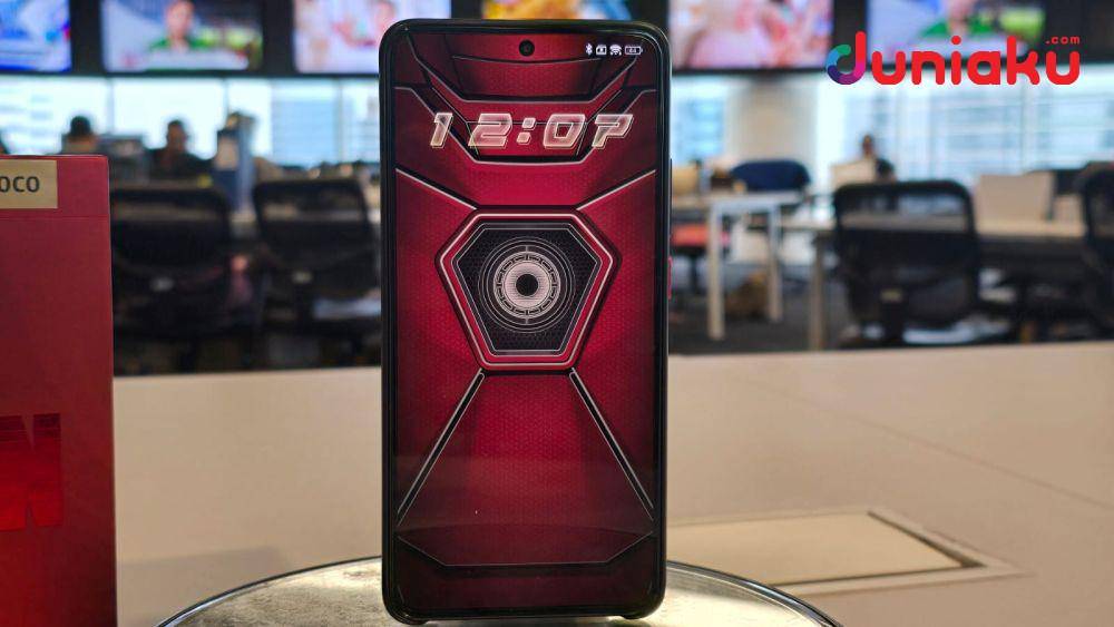 POCO X7 Pro edisi Iron Man, difoto oleh Fahrul Nurullah. (Duniaku.com/Fahrul Nurullah)