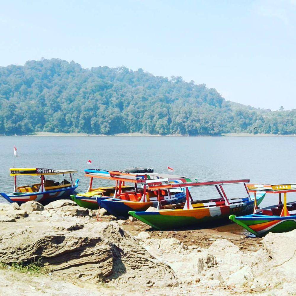 Pulau Asmara, Bandung (instagram.com/chawirisme)
