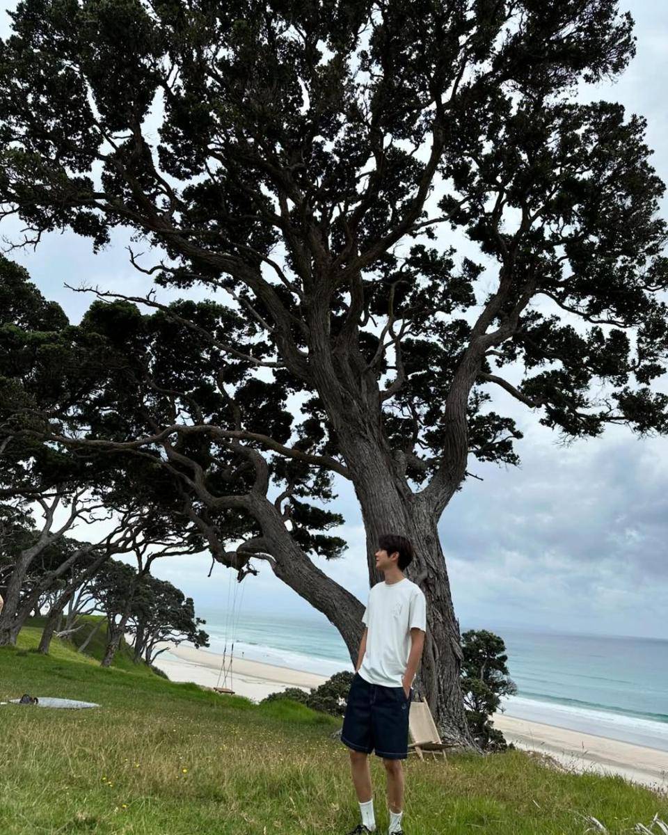 Choi Woo Shik (instagram.com/dntlrdl)