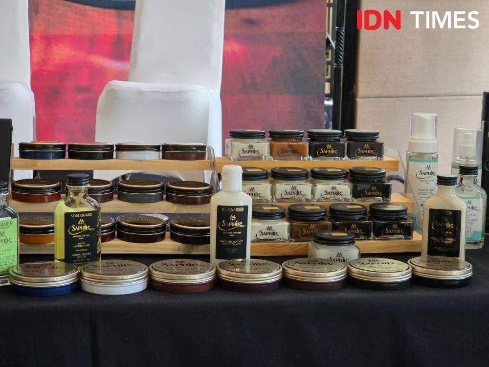 Saphir, brand perawatan sepatu dan kulit terkemuka asal Perancis. 11 Maret 2025. (IDN Times/M. Tarmizi Murdianto)