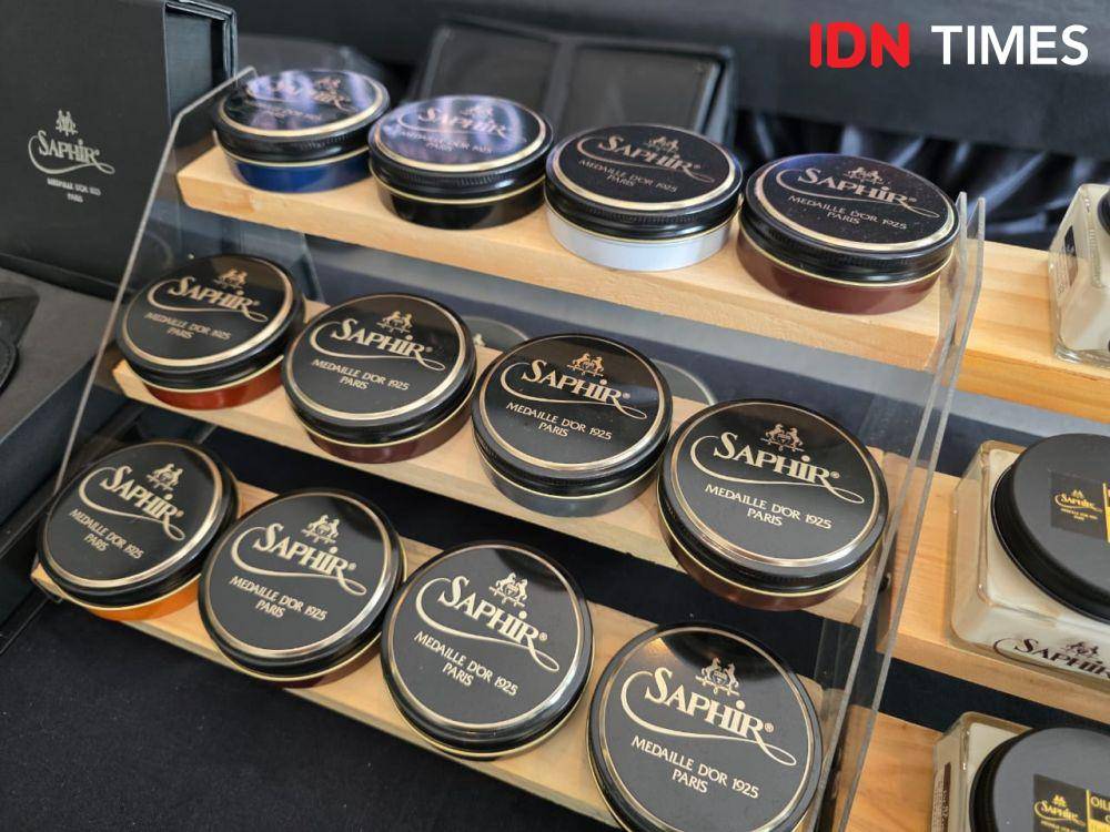 Saphir, brand perawatan sepatu dan kulit terkemuka asal Perancis. 11 Maret 2025. (IDN Times/M. Tarmizi Murdianto)