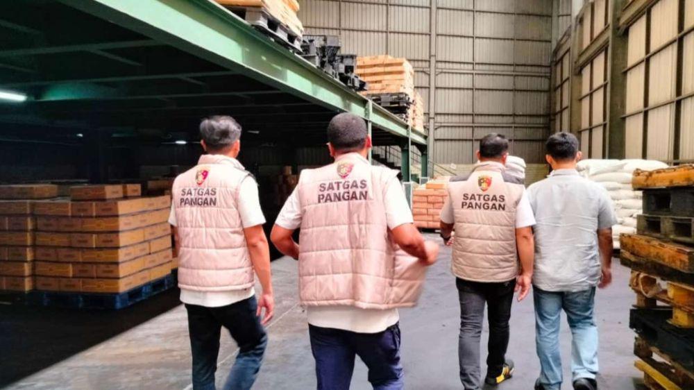 Satgas Pangan dan Kemendag Sidak Pabrik Minyakita di Tangerang