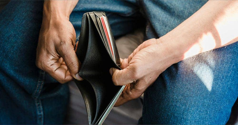 illustrasi dompet kosong (pexels.com/Nicola Barts)