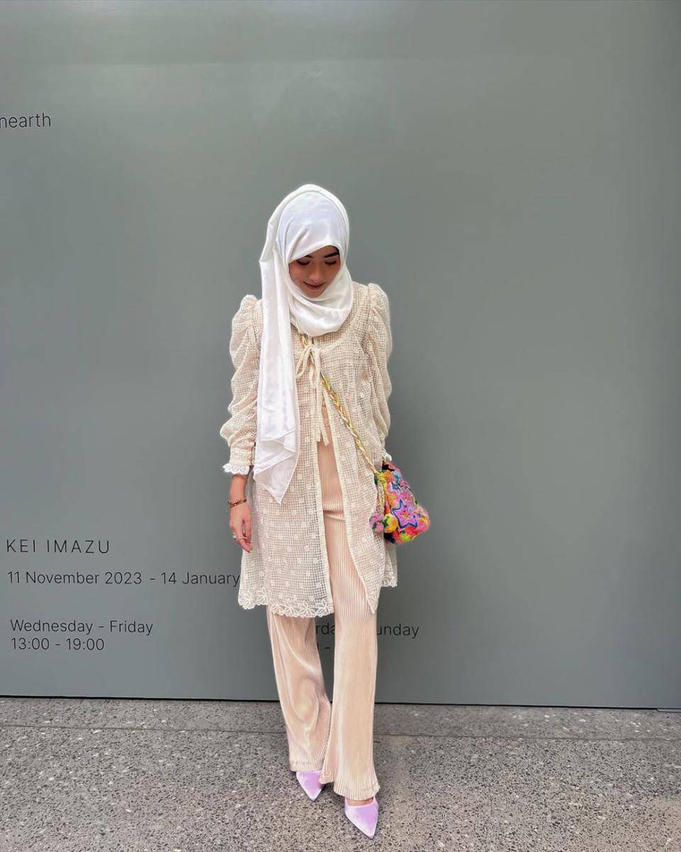 ide baju Lebaran yang timeless (instagram.com/shireeenz)