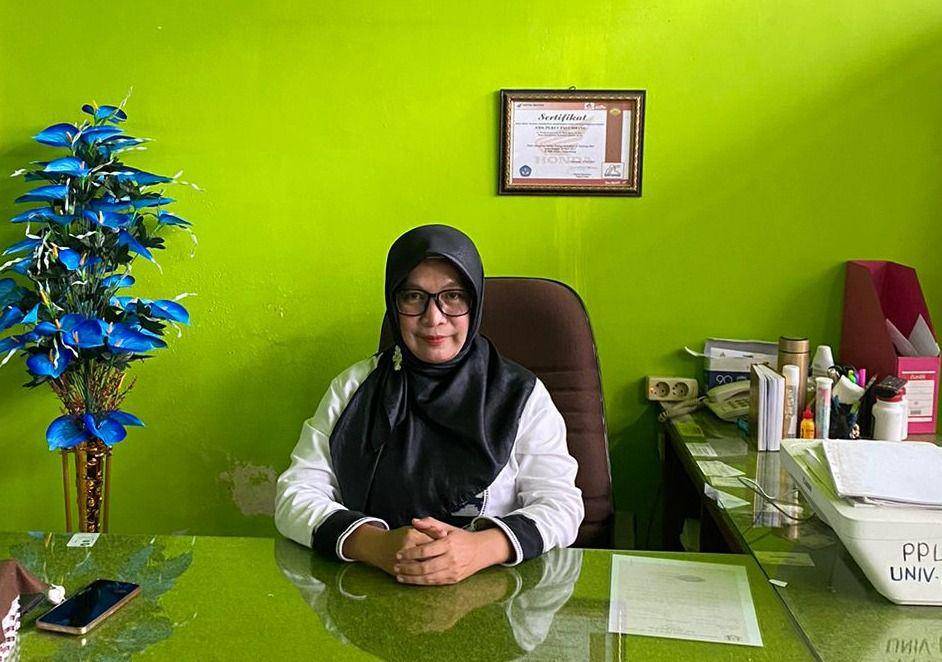 Gelar Pasar Beduk, Siswa SMK PGRI I Palembang Diajarkan Wirausaha