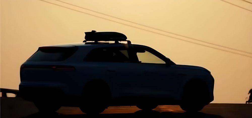 Chery Akan Tanamkan Fitur Drone di Atap Mobilnya