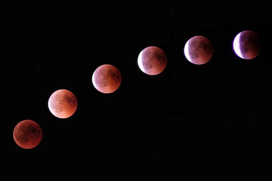 ilustrasi fase gerhana Bulan (unsplash.com/Matteo Grassi)