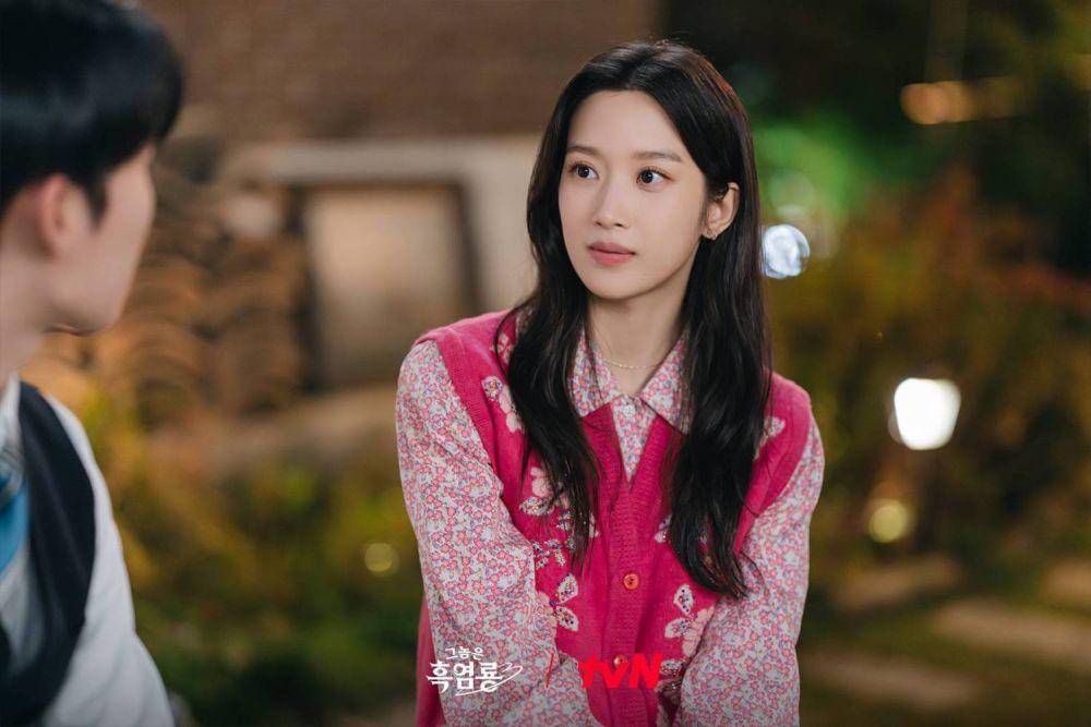 Baek Su Jeong (Moon Ga Young) di drama My Dearest Nemesis (dok. tvN/My Dearest Nemesis)