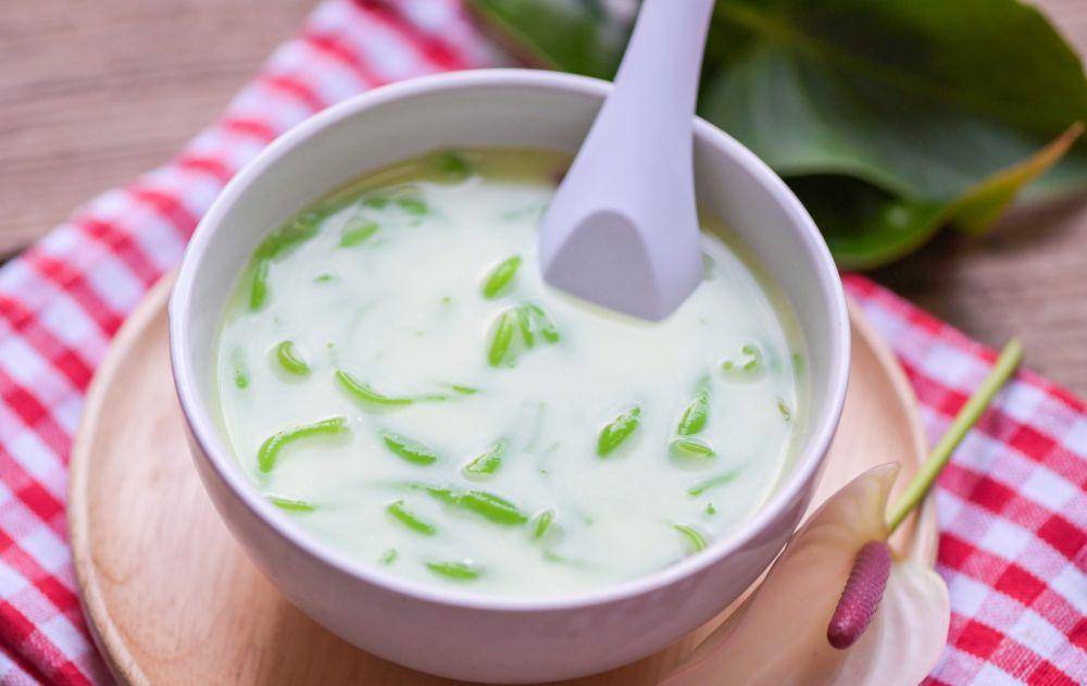 ilustrasi es cendol (vecteezy.com/ bigcxlotus)