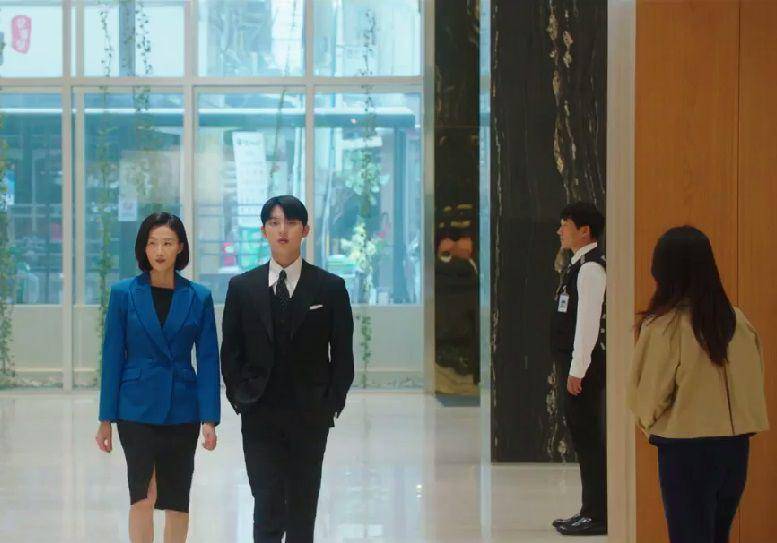still cut drama Korea My Dearest Nemesis (youtube.com/@tvNDRAMA_official)